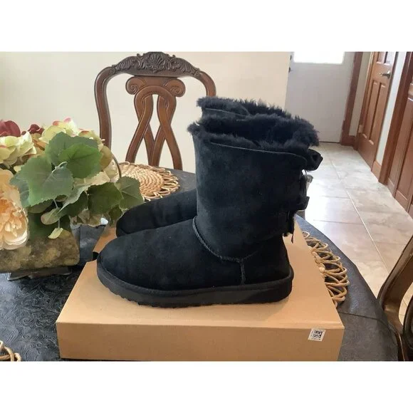 Pre Owned UGG Australia Bailey Bow Women's Boots Black - Size 9 - Picture 3 of 7